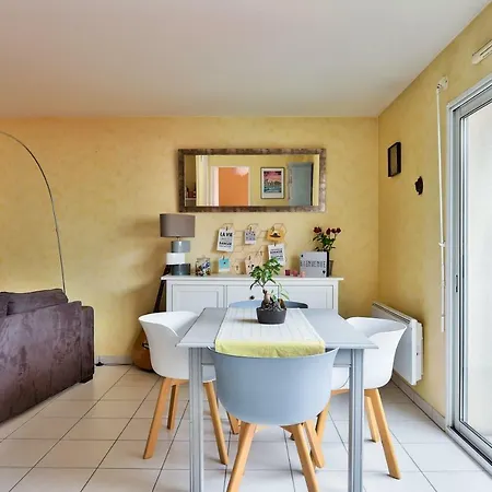 Charming For 2 *ile De Versailles* דירה נאנט