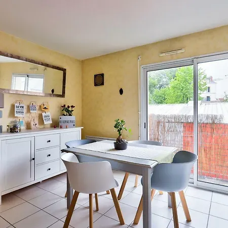 Charming For 2 *ile De Versailles* נאנט